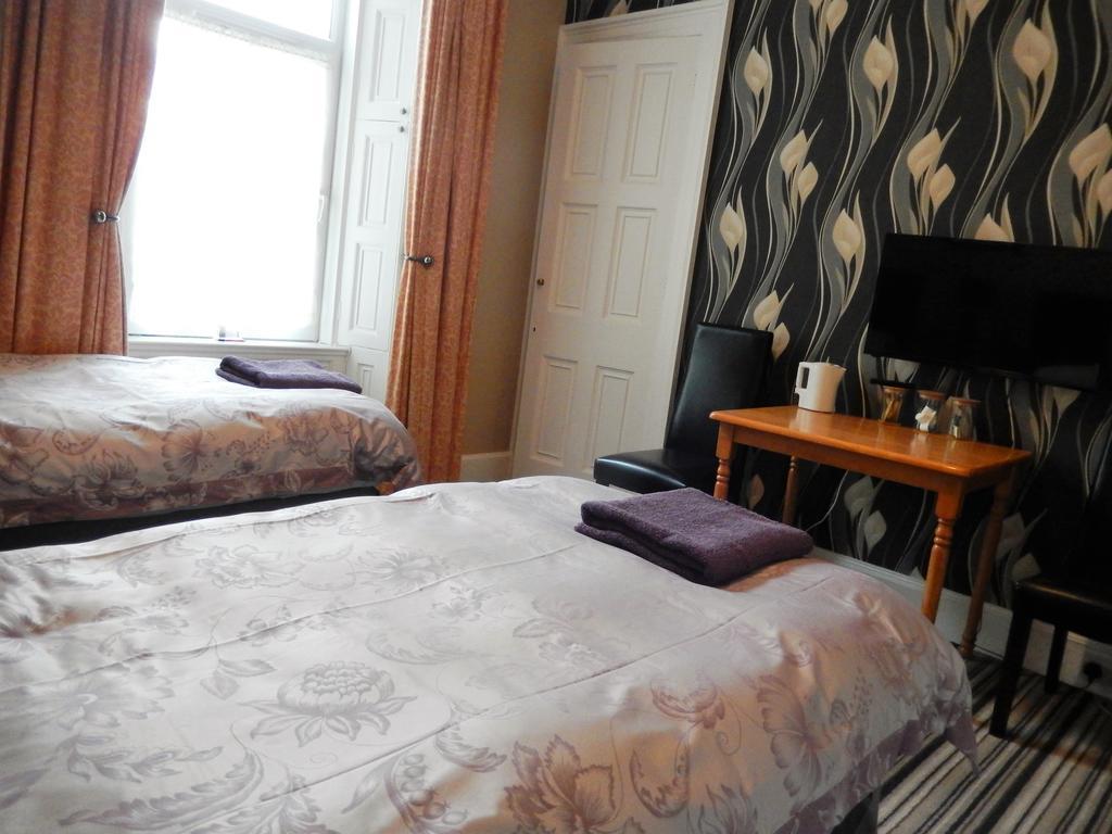 Gales Guesthouse Aberdeen Bagian luar foto