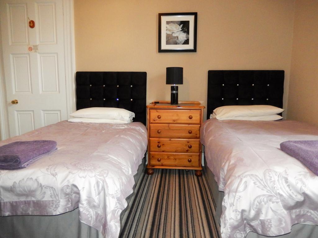Gales Guesthouse Aberdeen Bagian luar foto
